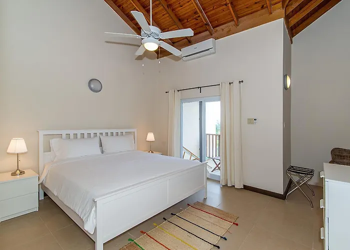 Apartment Hospitality Expert Cb2 Pool Chef Montego Bay